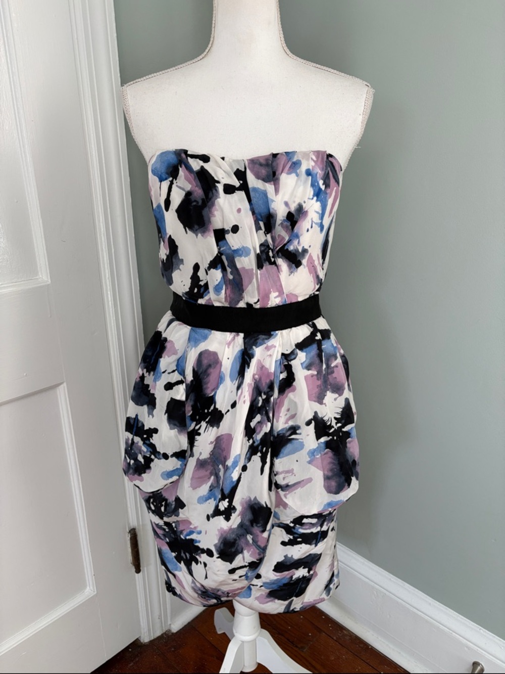 Armani Exchange Strapless Watercolor Floral Dress in White, Blue & Purple size 4